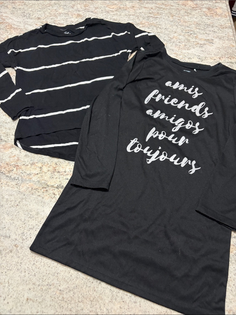 10/$30 Old Navy Hi-Lo Top with bonus nightgown